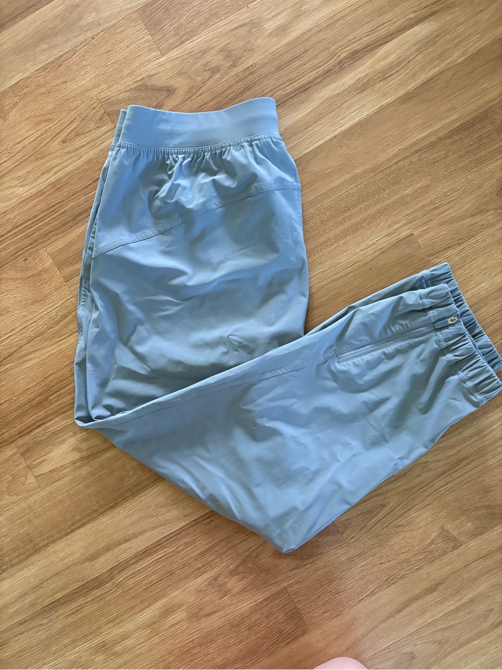 Lululemon Women’s Joggers Size 10 Light Blue/Gray Ankle Zip